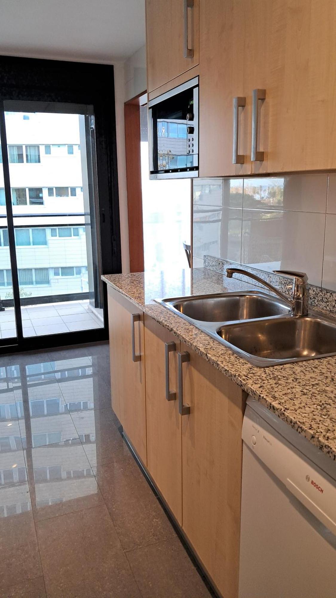 Modern Apartment, With Parking, Close To The Beach!! Sant Adria de Besos Exterior foto